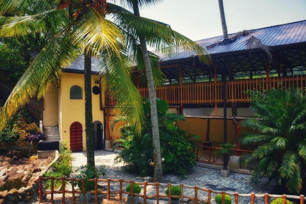 Udf Nature Villa Kandy Exterior photo